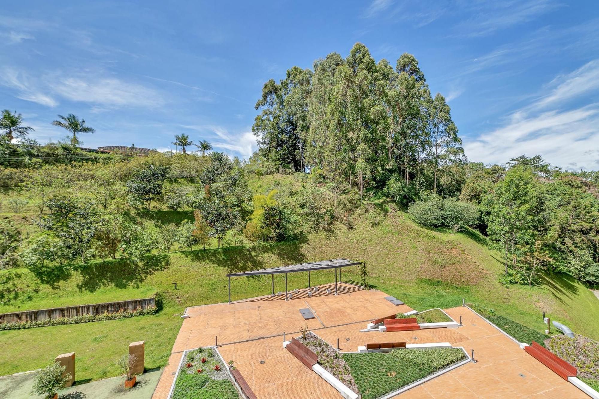 Portanova Suites By Adventu Rionegro Luaran gambar