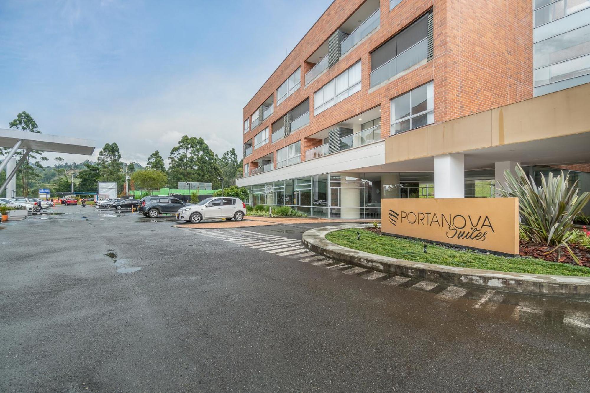 Portanova Suites By Adventu Rionegro Luaran gambar