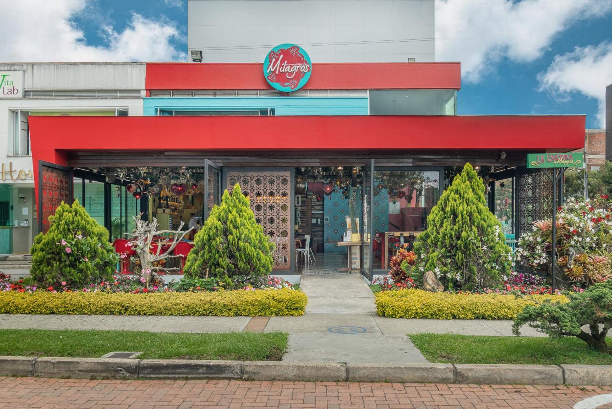 Portanova Suites By Adventu Rionegro Luaran gambar